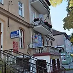 Apartment 15